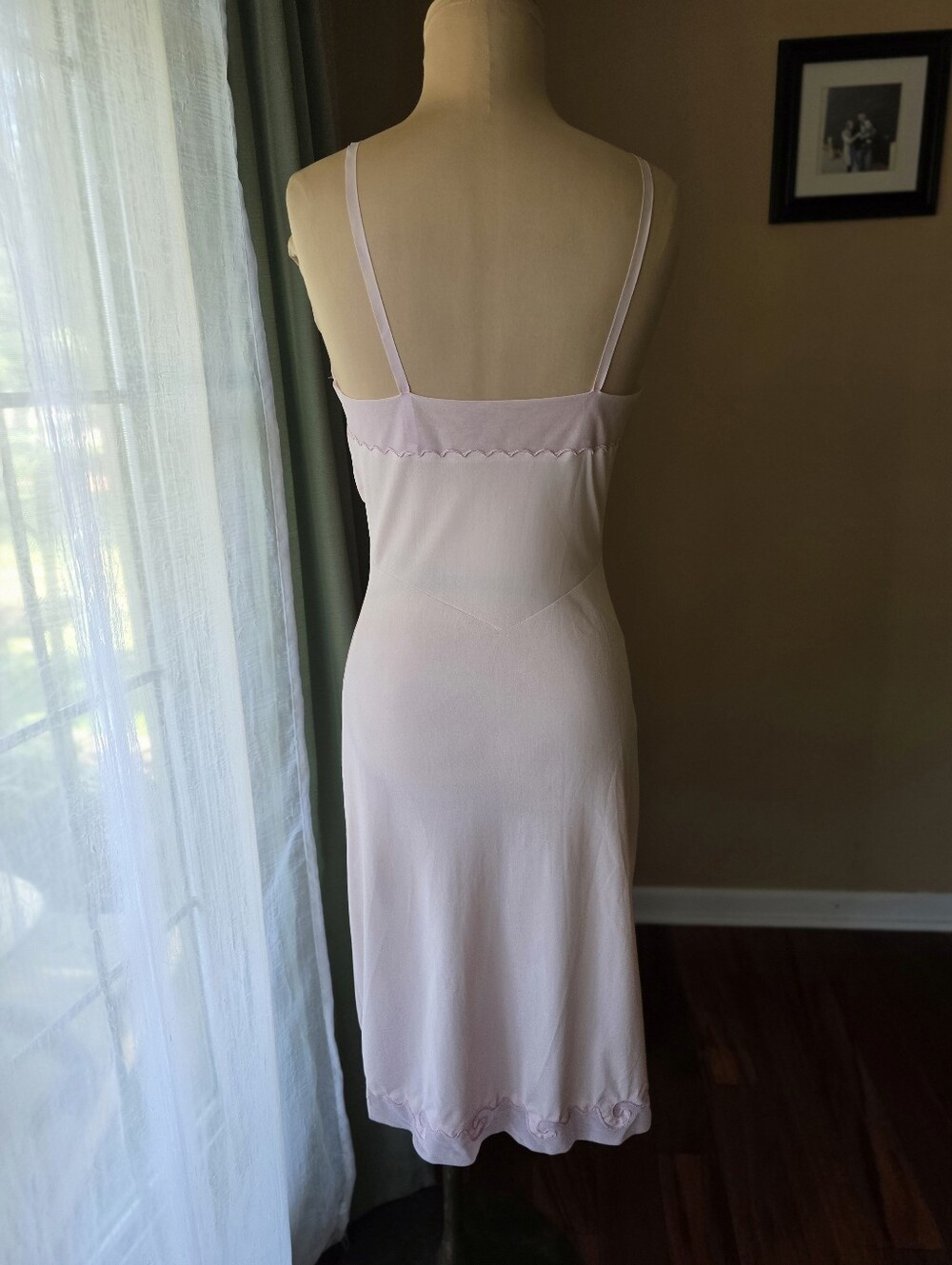 Vintage 1950s Baby Pink‎ Embroidered Slip Dress Knee Length Mid-Century Medium - Picture 9 of 14